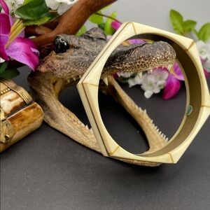 Bon brass and wood bangle vintage